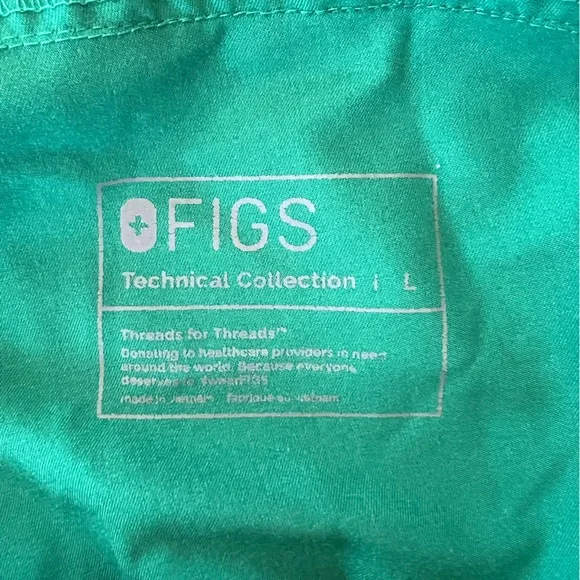 FIGS Women’s Kade Cargo Scrub Straight Leg Pants, Hunter Green (PO# 1700), L - Picture 9 of 11